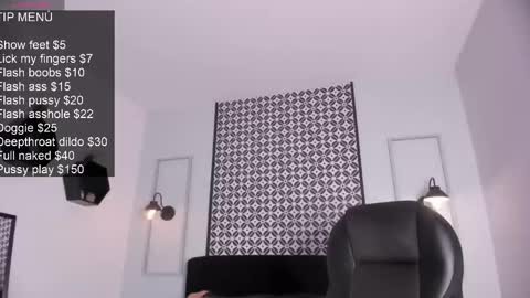 Victoria online show from 04.15.26