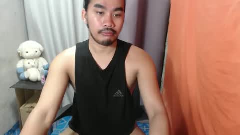 Snapshot of vin_17 chatting on 03.02.25 Call me Marvin online show from 03.02.25