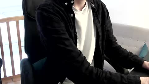 Snapshot of vince_du_80 chatting on 02.11.25 Vince online show from 02.11.25