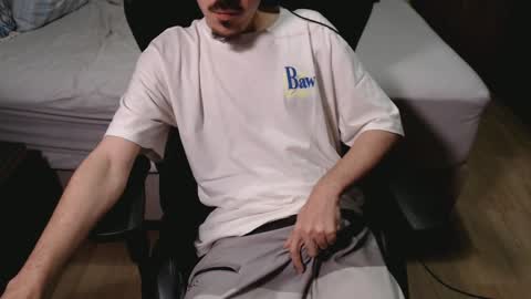 Snapshot of vincebruv chatting on 12.01.24 Vince Bruv online show from 12.01.24