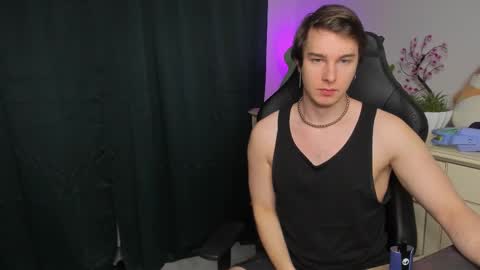 Vincent Strong online show from 11.05.25