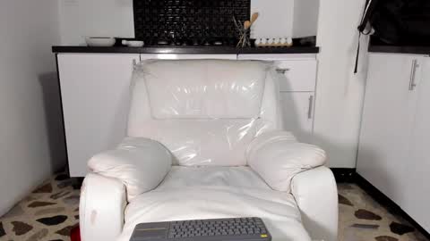 Snapshot of vincenthunter chatting on 01.27.25 Vincent online show from 01.27.25