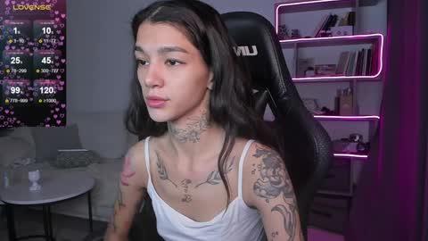 vinkitinkii online show from 12.23.24