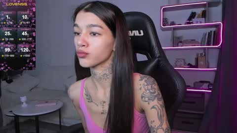 vinkitinkii online show from 12.29.24