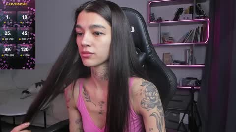 vinkitinkii online show from 01.08.25