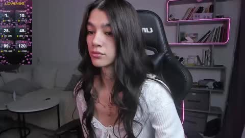 vinkitinkii online show from 02.15.25