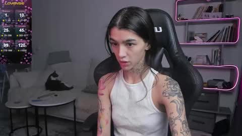 vinkitinkii online show from 02.18.25