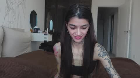 vinkitinkii online show from 10.22.25