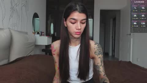 vinkitinkii online show from 10.31.25