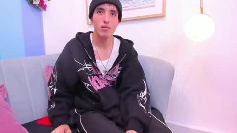 Snapshot of vinniematte chatting on 02.09.25 vinniematte online show from 02.09.25