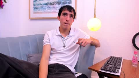 Snapshot of vinniematte chatting on 02.15.25 vinniematte online show from 02.15.25