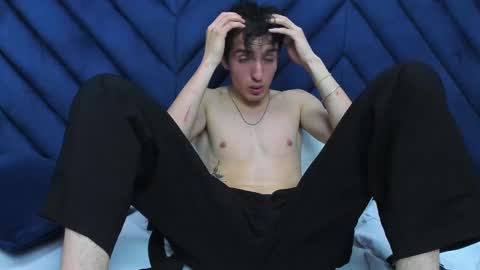 Snapshot of vinniematte chatting on 02.26.25 vinniematte online show from 02.26.25