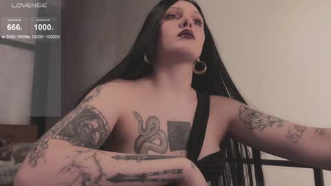 Diva Silvia online show from 01.17.25