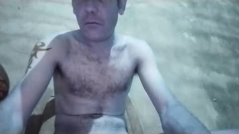 Snapshot of vinysexy chatting on 12.16.25 vinysexy online show from 12.16.25