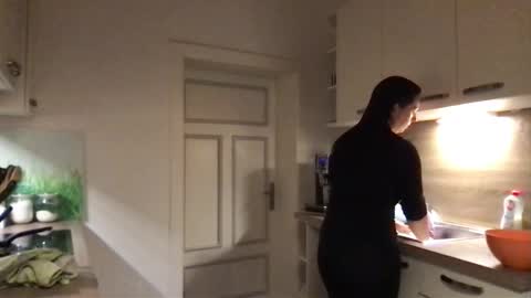 Vio online show from 10.17.25