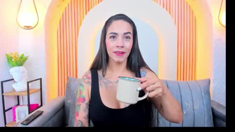 Snapshot of violeet_scottt chatting on 02.11.26 Violette online show from 02.11.26