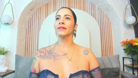 Snapshot of violeet_scottt chatting on 06.03.26 Violette online show from 06.03.26