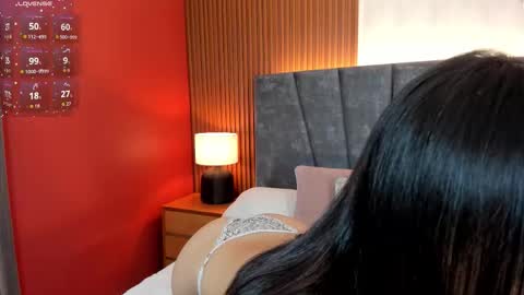 Violet online show from 11.04.25