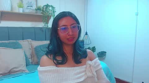 V I O L E T  online show from 03.27.26