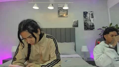 Violet and Myers online show from 10.22.25