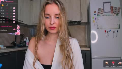 Violet online show from 02.12.25