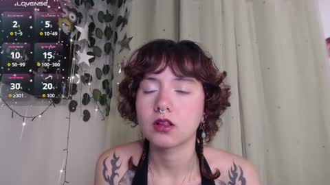Violet online show from 07.12.26