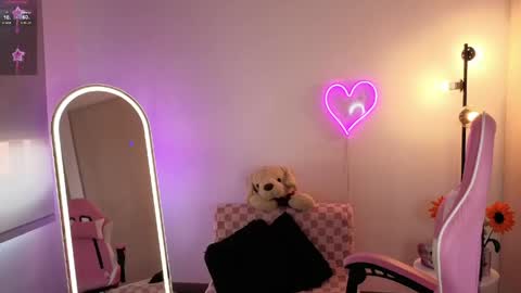 violet online show from 06.05.26