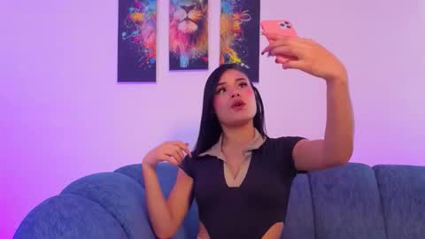 violet_jhonson online show from 11.01.25