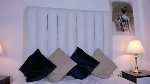 Mary online show from 11.05.25