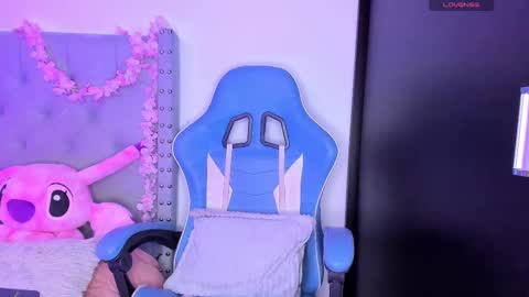  Violet  online show from 09.12.25