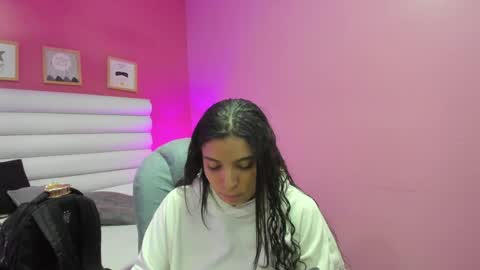 violet_sinclair online show from 04.27.26
