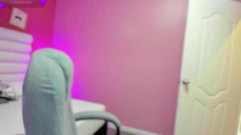 violet_sinclair online show from 05.16.26