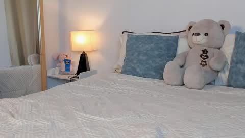 Violet online show from 01.05.26