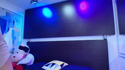 violet online show from 01.17.26