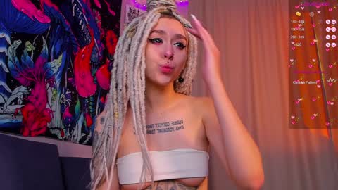 Violet online show from 01.06.25