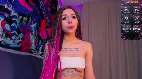 Violet online show from 02.15.25