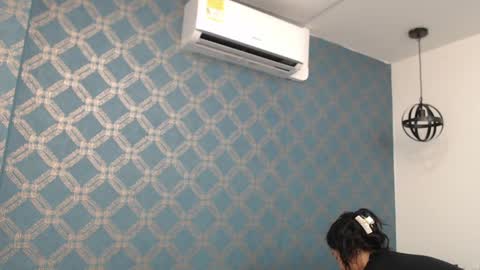 Snapshot of violeta_cute18 chatting on 12.16.24 Violeta online show from 12.16.24