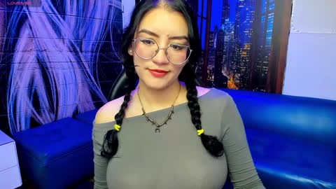     online show from 02.08.25