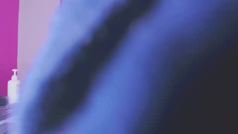 violeta london online show from 11.15.25