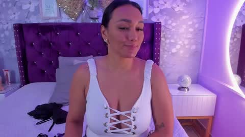 violeta_medina online show from 01.22.25