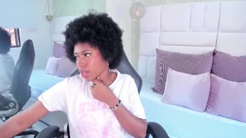 Violeta Ruiz online show from 11.18.25