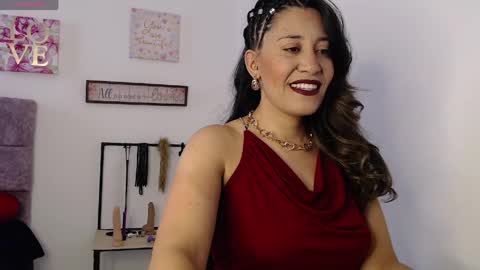 Snapshot of violeta_scott_ chatting on 04.09.26 violeta_scott_ online show from 04.09.26
