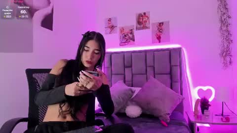 Snapshot of violeta_velvet_ chatting on 06.12.26 online show from 06.12.26