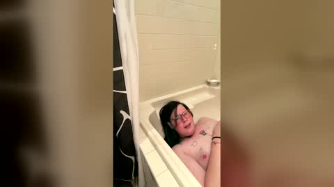 violetann93 online show from 03.31.26