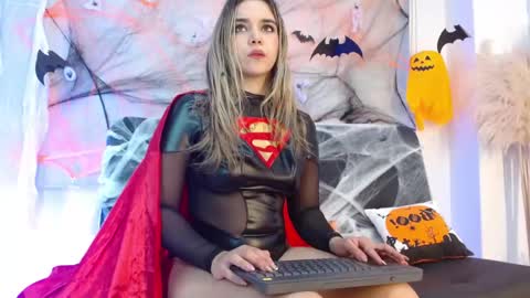 Violeta online show from 10.07.25