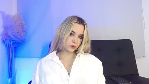 Violeta online show from 11.20.25