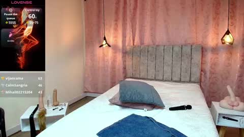 VIOLETA online show from 02.28.25