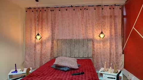 VIOLETA online show from 09.29.25