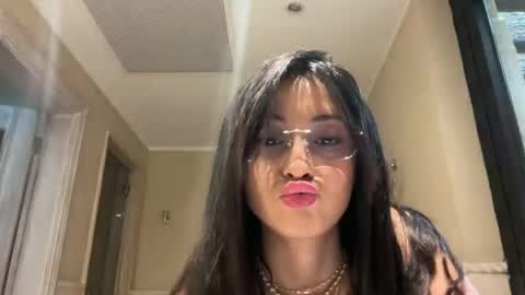 violetavyolet online show from 05.06.26