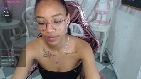 violeth_b online show from 01.07.25